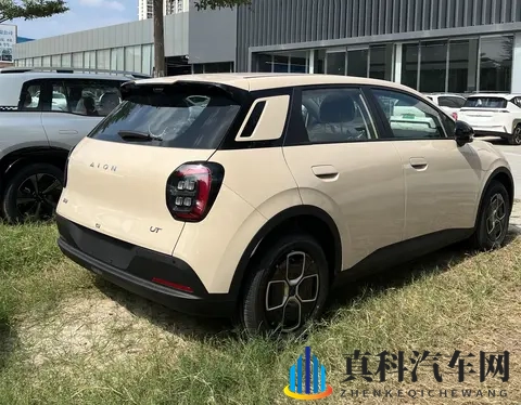 埃安UT super上市,售899万|租499万,广汽造&京东卖&宁王换电-1