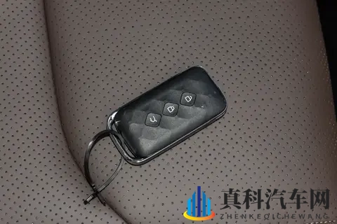 768万起预售!五菱的星光730到店体验:10万级家用MPV好开又好坐-1