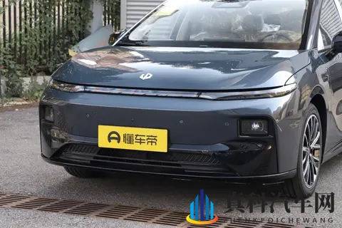 续航不虚标，配置丰富，零跑B01到底怎么样？-1