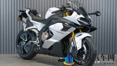 新车上市！春风750SR–S售价44980元，国产四缸来了！-2