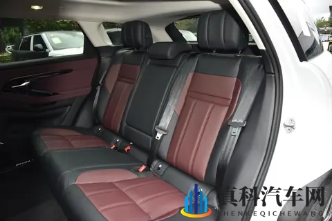 24 万级豪华 SUV 怎么选？揽胜极光全系配置解析与购车建议-1