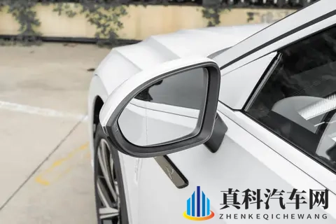 大众CC 2026款，普通版本你会选择哪一款？-3