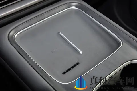 15万级5座车，大空间、高舒适，东风奕派eπ008适合家庭-3