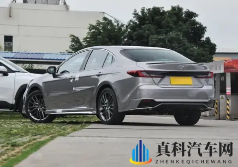 17万预算遇上凯美瑞和雅阁怎么选？同为日系有何差异？-3