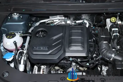 捷途X70L评测：有磁悬浮电磁悬架+8155芯片，还有哪些优点？-2