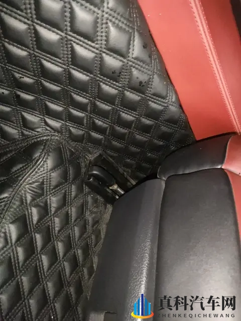 20多万拿下保时捷卡宴S，圆你豪车梦！-1