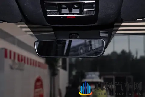 新一代帕里斯帝：三排SUV，到底能不能买？我帮你实地体验了-3