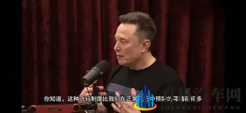 马斯克“暴论”最新版：提前给手机判死刑，AI和机器人是唯一出路-1