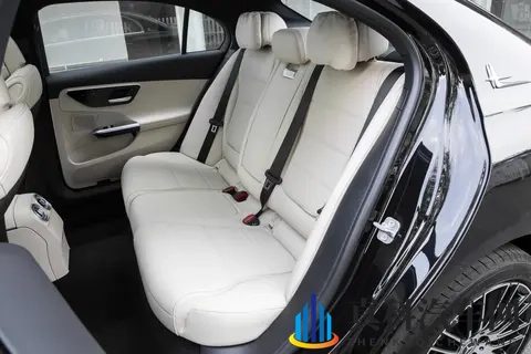 开了3天奔驰C260,终于知道为什么这车也有人买?-3