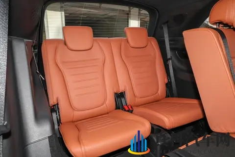 奔驰GLC价格大跳水,入门版最值得买!全新EV版曝光,该卖多少钱-2