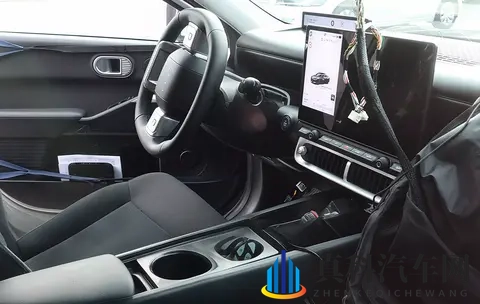 现代Ioniq 3 谍照曝光！最小纯电SUV来了，网友：不如国产新势力-1