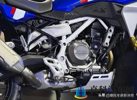 135°曲轴发动机、48匹马力、宝马F450GS最终量产版本正式亮相-3