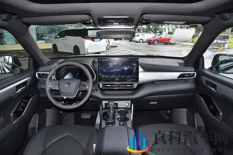 2026款丰田皇冠陆放配置解析与选买建议-1