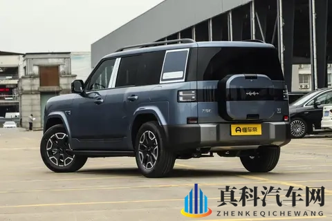 20万级家用SUV怎么选？方盒子造型+大空间+低油耗，方程豹钛7-1