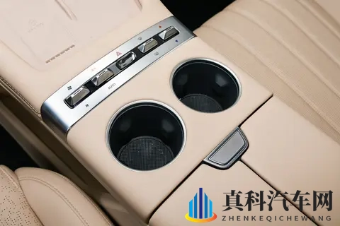 试驾捷途X70L：999万起售，硬核实力派七座SUV-2