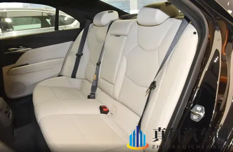 设计老套配置过时,凯迪拉克CT4能坚守多久,四款配置怎么选合适-1