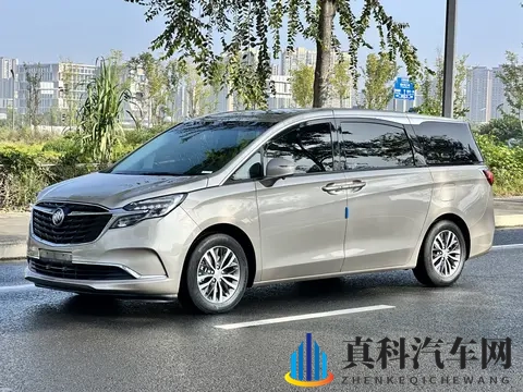 22款别克GL8陆尊：宜商宜家，20多万享受舒适出行-1