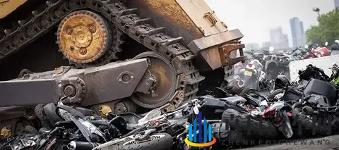 摩托车13年报废,2025年能取消吗?多地试点松动,变革信号已明确-1