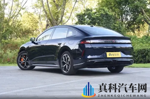 车长达到4.8米,咖啡OS3座舱系统 哈弗H6L实车亮相-1