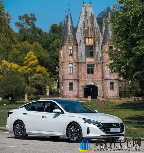 欧美护士：汽车新宠：护士们的心仪之选，揭秘！-2