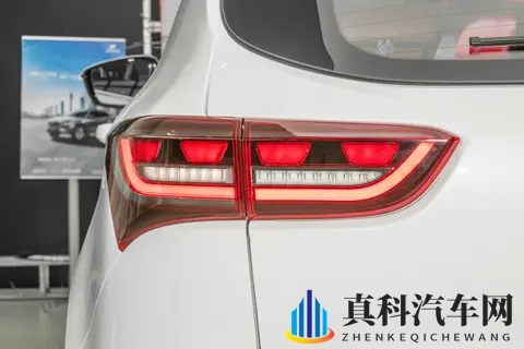 家用七座SUV怎么选？看了这款之后，我决定入手了！-1