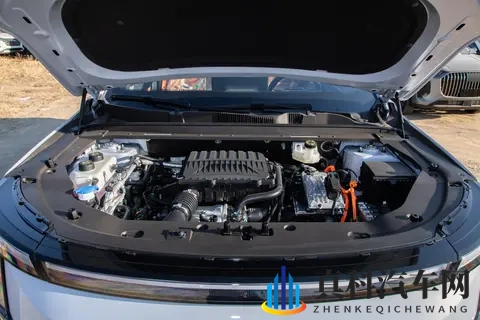 2820mm 轴距 + 220km 纯电,山海 L7 PLUS 实感-2