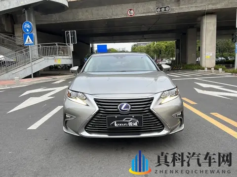 二手雷克萨斯ES：2万公里，油耗刺客，17万多带回家！-3