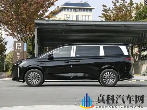 26款比亚迪夏的降维打击！1968万起的中大型MPV市场要变天-1