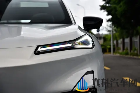 家用选车，我为什么推荐深蓝S05长续航版？-1