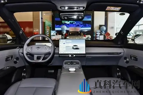 纯电+增程双动力，长安启源A06预售1199万起，这台新车能火？-2