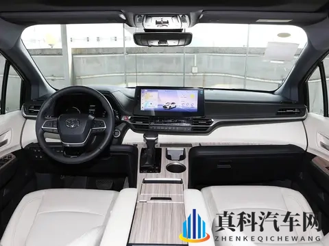 丰田版“GL8”售价亲民,外观内饰都很豪华,搭载第四代THSII混动-2