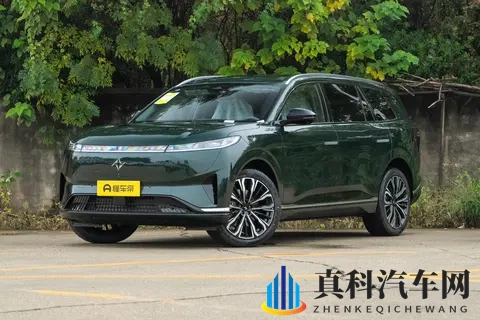 限时1599万起，增程_纯电可选，东风奕派eπ008五座版值得选吗？-2