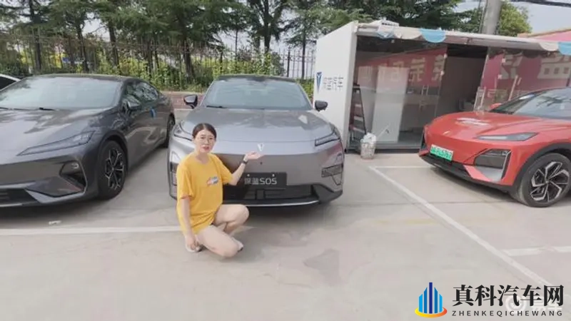 女超人麦乐迪满天星版本：跨界灵感闪耀登场,汽车拥抱潮流文化-1