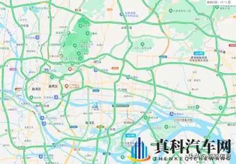 麻麻装睡让后面滑进去:孩子趁妈妈装睡偷偷钻进被窝-3