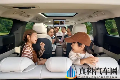 1968万就能拿下！比亚迪2026款夏上市，全家人都爱坐-1