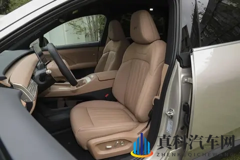 续航、空间、配置、保值率全都有，这款纯电SUV适合家用-3