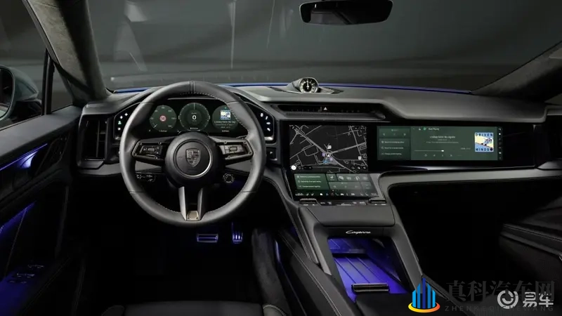 岳内裤混漉漉拨开内裤:岳某湿漉漉裤脚,手忙脚乱移开衣物-1