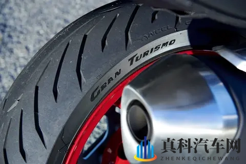 铃木推出 700 跨界车 V2 SV-7GX-2