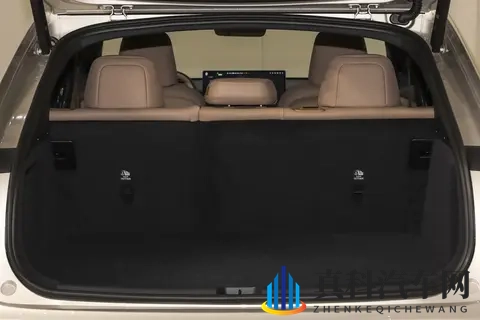 零跑十年诚意之作Lafa5又一台年轻人Dream Car-1