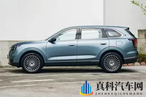 10万级七座SUV,轴距2820mm,配CDC电磁悬架,捷途X70L-3