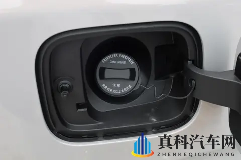 7万级真7座MPV！星光730 2025款 舒适型实测：二胎家庭出行无压力-2