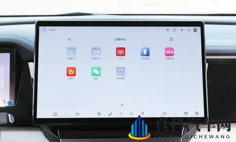 男人插女人app：智能驾驶创新：车企跨界合作新风向-3