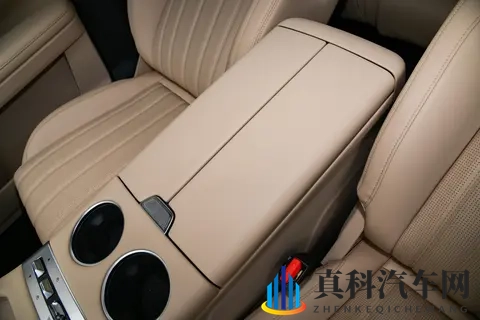 7座SUV家用好选择？深度体验捷途X70L，让全家出行不再拥挤-2