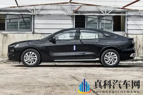 车型实测:大马力+低油耗,终于有台能兼顾的B级车了-3