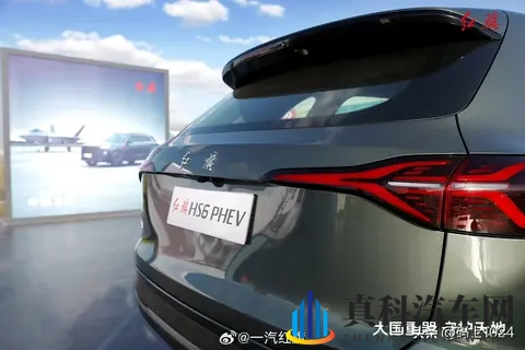 红旗HS6 PHEV插电混动SUV,拿下了行驶最远距离吉尼斯世界纪录-1
