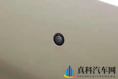 家用纯电SUV怎么挑？试过乐道L60，续航、空间都挺实在-3