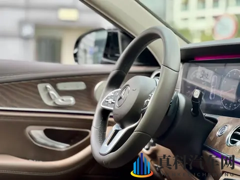 25万多拿下20款奔驰E300L，体验行政级座驾的魅力-2