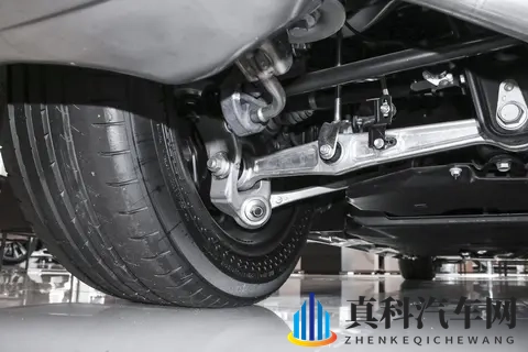 雷克萨斯 LS 2024 款全系车型深度解析：如何选择最适合你的版本？-3