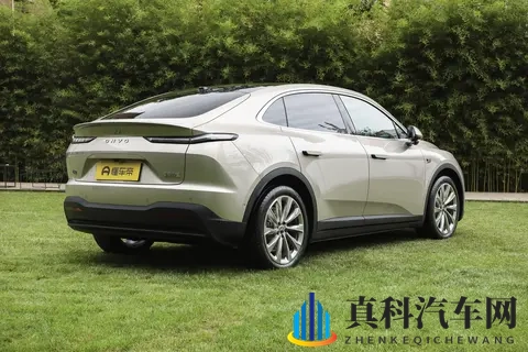 纵横 G700 上市:中国豪华越野终于不用看外资脸色了-1