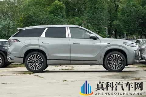 8万、13万、18万！三款闭眼入的SUV，动力猛油耗低家用自驾都完美-1
